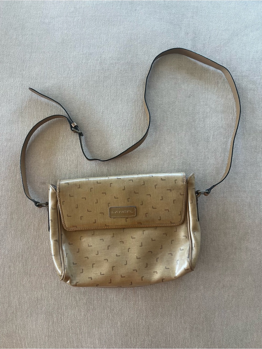 LANCEL • Lamcel Paris vintage logo purse